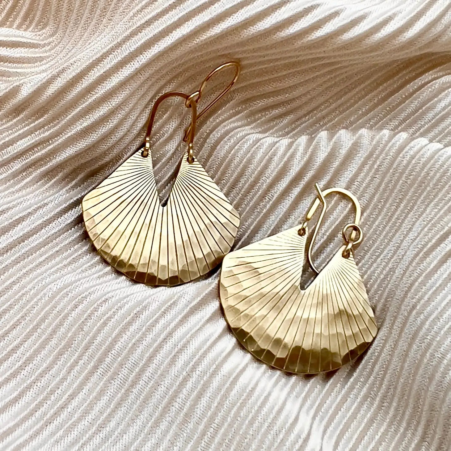 Truffle Earrings Gold