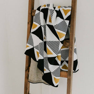 Envie Throw Blanket