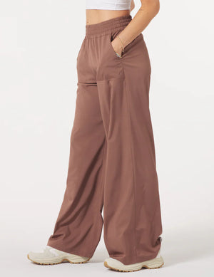 Sydney Pant: Mocha